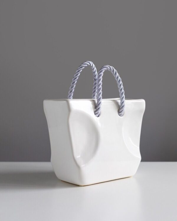 Ваза "Сумочка" біла - Зображення 2