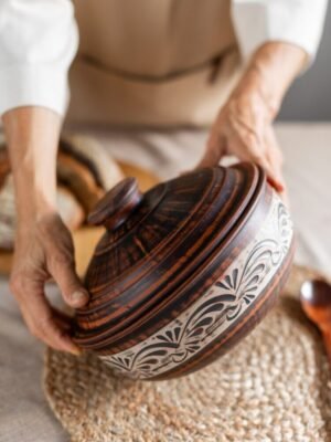 Жаровня середня 2,3 л (ангоб)