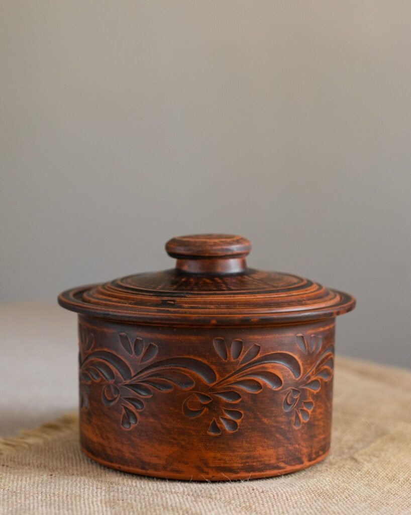 Каструля (жаровня) різьблена 2 л